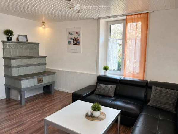 Immobilie in Tecknau - GrosszÃ¼giges Bauernhaus mit 2 Wohnungen, Stall & Scheune in der Wohn-/Gewerbezone - Bild 5