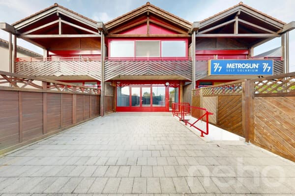 Immobilie in Avry-sur-matran - Immeuble mixte avec locaux commerciaux et appartement 3.5 pièces - Bild 0