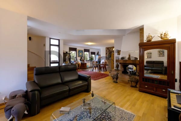 Immobilie in Troinex - Magnifique villa d'architecte de 6 pièces dans un quartier résidentiel calme - Bild 2