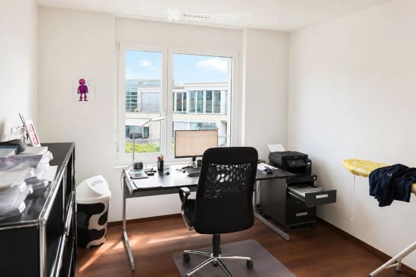 Immobilie in Glattbrugg - Exklusive 4.5-Zi.-Attika | 66 m² Wohnbereich | 25 m² Terrasse | 2 TG-Plätze - Bild 13