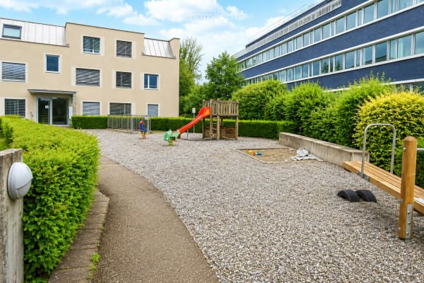 Immobilie in Glattbrugg - Exklusive 4.5-Zi.-Attika | 66 m² Wohnbereich | 25 m² Terrasse | 2 TG-Plätze - Bild 2