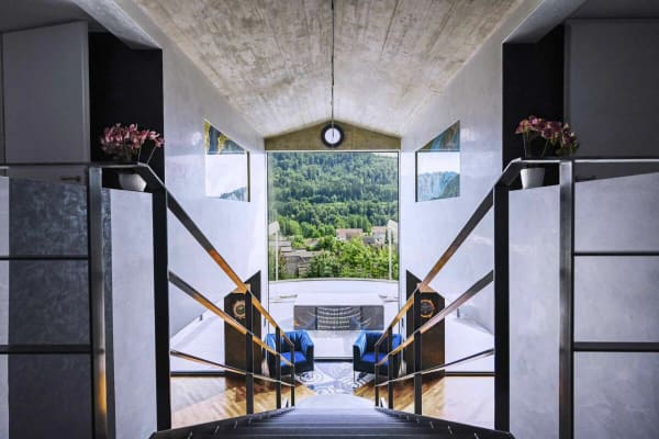 Immobilie in Dättlikon - Elegante 10-Zimmer Villa mit aussergewöhnlicher Architektur - Bild 1
