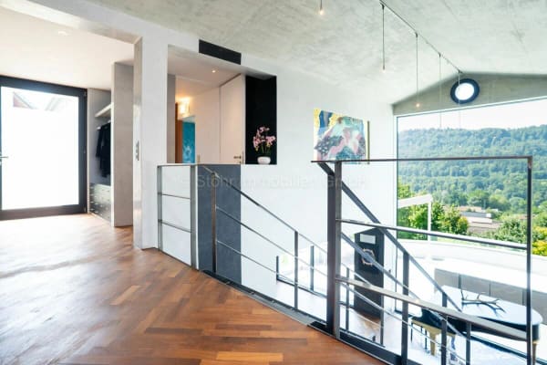 Immobilie in Dättlikon - Elegante 10-Zimmer Villa mit aussergewöhnlicher Architektur - Bild 2
