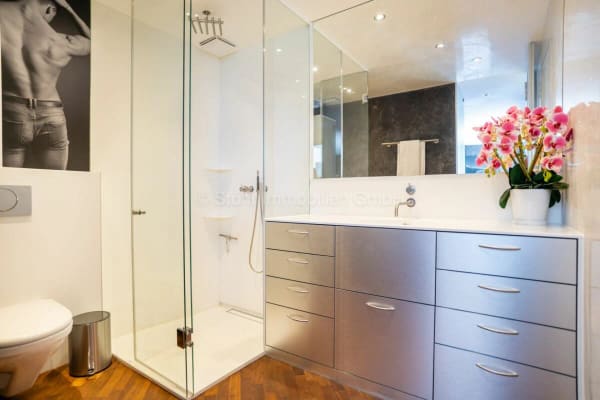 Immobilie in Dättlikon - Elegante 10-Zimmer Villa mit aussergewöhnlicher Architektur - Bild 27