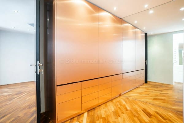 Immobilie in Dättlikon - Elegante 10-Zimmer Villa mit aussergewöhnlicher Architektur - Bild 31