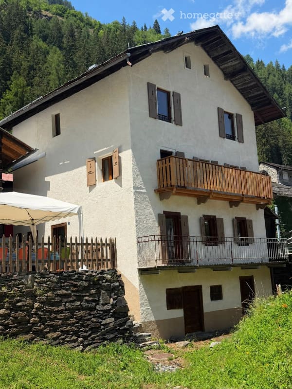 Immobilie in Le Châtelard Vs - Maison individuelle de caractère à Le Châtelard VS – 8 pièces Renové 2026 - Bild 1