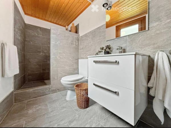 Immobilie in Le Châtelard Vs - Maison individuelle de caractère à Le Châtelard VS – 8 pièces Renové 2026 - Bild 2