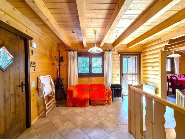Immobilie in Mesocco - SchÃ¶nes Doppelchalet mit GrundstÃ¼ck in der NÃ¤he von San Bernardino - Bild 10