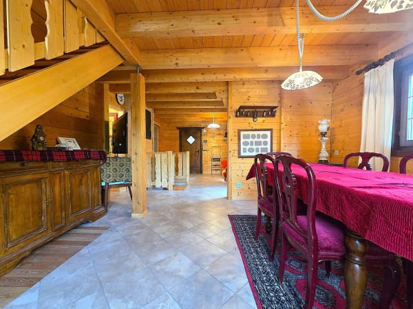 Immobilie in Mesocco - SchÃ¶nes Doppelchalet mit GrundstÃ¼ck in der NÃ¤he von San Bernardino - Bild 12
