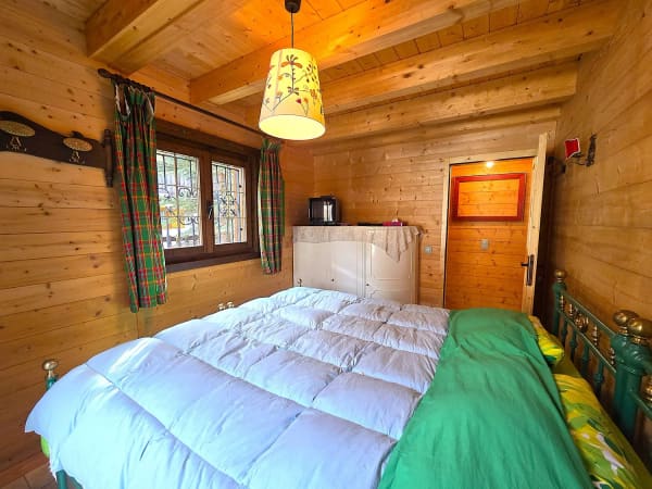 Immobilie in Mesocco - SchÃ¶nes Doppelchalet mit GrundstÃ¼ck in der NÃ¤he von San Bernardino - Bild 17