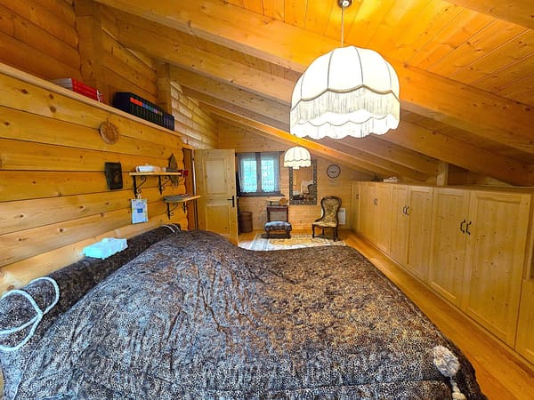 Immobilie in Mesocco - SchÃ¶nes Doppelchalet mit GrundstÃ¼ck in der NÃ¤he von San Bernardino - Bild 20