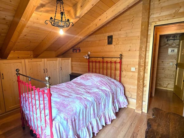 Immobilie in Mesocco - SchÃ¶nes Doppelchalet mit GrundstÃ¼ck in der NÃ¤he von San Bernardino - Bild 21