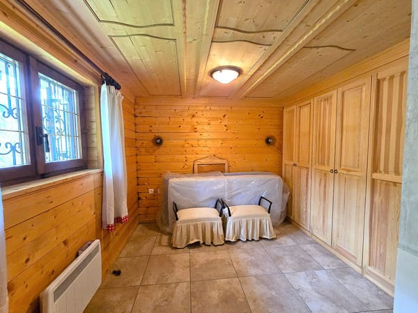 Immobilie in Mesocco - SchÃ¶nes Doppelchalet mit GrundstÃ¼ck in der NÃ¤he von San Bernardino - Bild 24