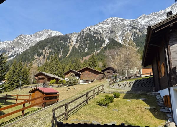 Immobilie in Mesocco - SchÃ¶nes Doppelchalet mit GrundstÃ¼ck in der NÃ¤he von San Bernardino - Bild 48