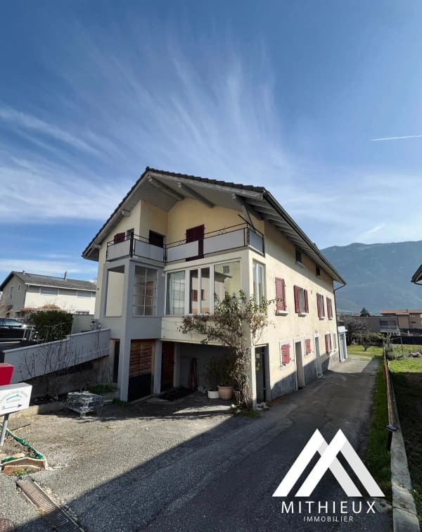 Immobilie in Fully - Le Charme de ChÃ¢taignier : Maison villageoise Ã  fort potentiel et vue dÃ©gagÃ©e - Bild 1
