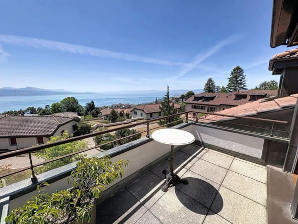 Immobilie in La Croix - Attique de 135 m2 avec vue imprenable sur le bassin lémanique - Bild 1
