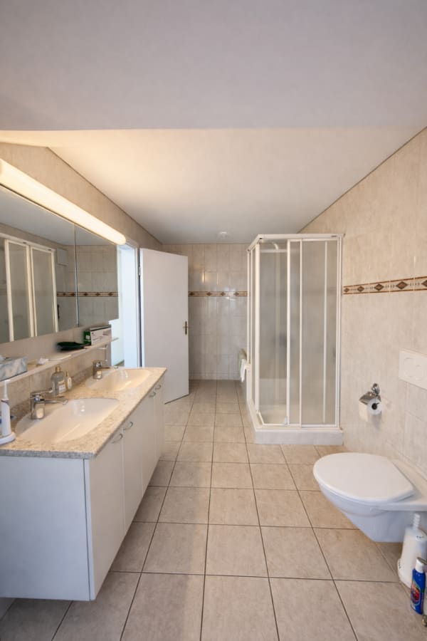 Immobilie in Torny-le-grand - Villa de 165 m2 avec atelier indépendant 154 m² - vivre & travailler - fort potentiel - Torny (FR) Opportunité rare : villa + atelier indépendant - Bild 7