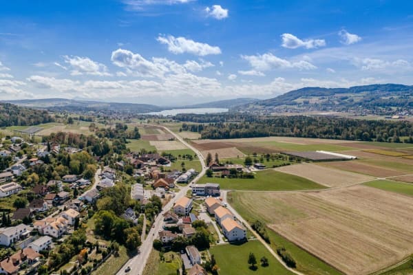 Immobilie in Egliswil - Charmante 2.5-Zi. Gartenwohnung mit idyllischem Blick ins Grüne - Bild 1