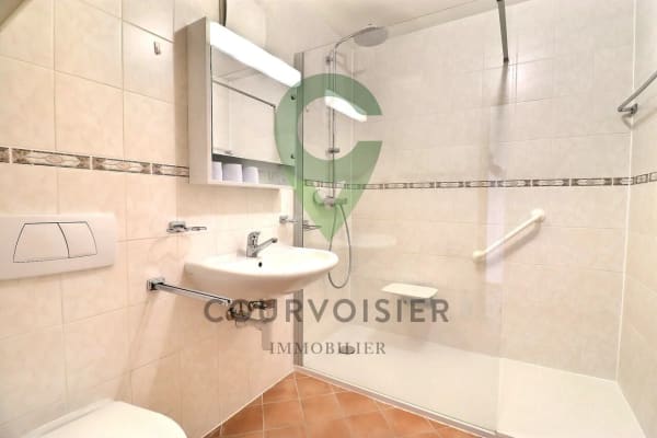 Immobilie in Bursins - BEL APPARTEMENT DE 4,5 PCES, VUE LAC ET ALPES PROCHE DES COMMODITES - Bild 8