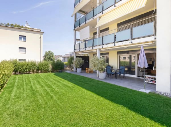 Immobilie in Safenwil - Moderne Familienwohnung mit traumhafter Gartenoase - Bild 11