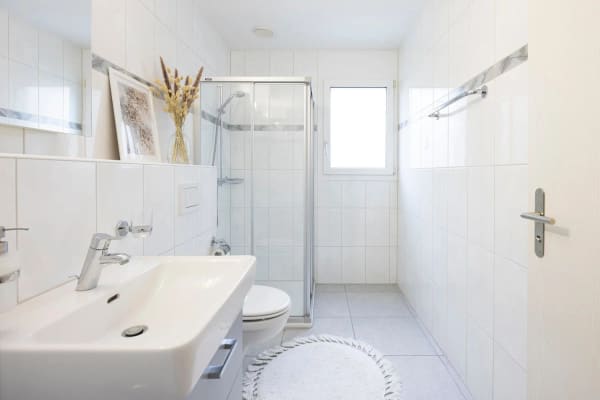 Immobilie in Safenwil - Moderne Familienwohnung mit traumhafter Gartenoase - Bild 7