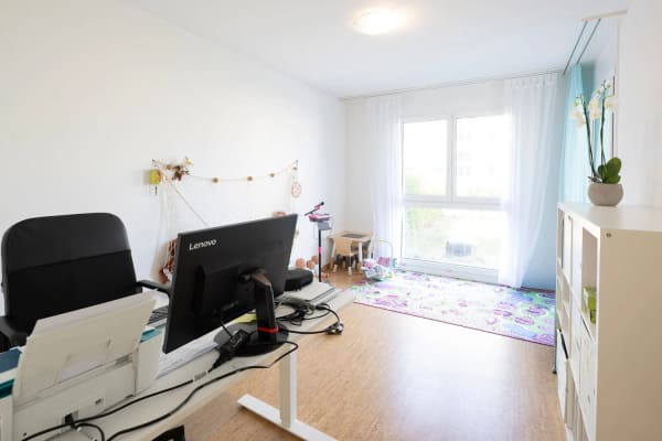 Immobilie in Safenwil - Moderne Familienwohnung mit traumhafter Gartenoase - Bild 9
