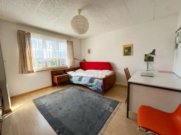 Immobilie in Hilterfingen - Charmantes Einfamilienhaus am Bach mit Wintergarten und Garage - Bild 10