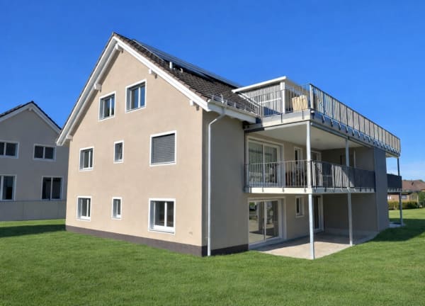 Immobilie in Balterswil - Sehr grosse Traumwohnung mit weitläufiger Terrasse und Weitblick - Bild 1