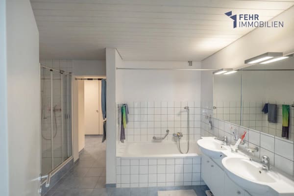 Immobilie in Safnern - Fehr Immobilien - 5.5-Zi.-Terrassenhaus mit herrlicher Aussicht - Bild 9