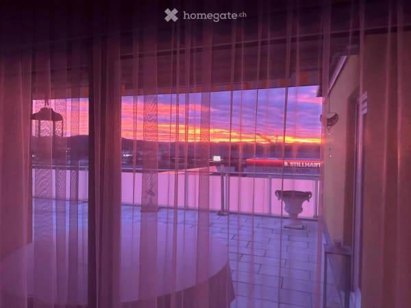 Immobilie in Bronschhofen - Gepflegte 5 1/2-Zimmer-Terrassenwohnung in Zweifamilienhaus, 2.OG - Bild 2