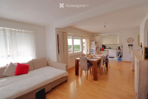 Immobilie in Hombrechtikon - Verkauf von 4 Eigentumswohnungen in Hombrechtikon sowie 6 TiefgaragenparkplÃ¤tzen - Bild 4