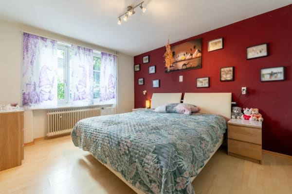 Immobilie in Lostorf - GrosszÃ¼giges Zweifamilienhaus mit idyllischem Garten - Bild 5