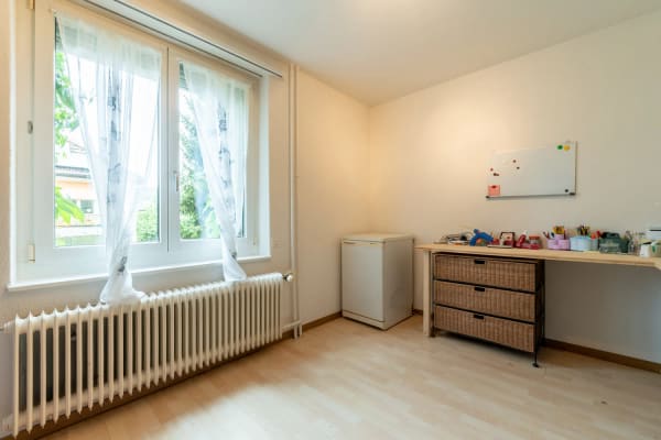 Immobilie in Lostorf - GrosszÃ¼giges Zweifamilienhaus mit idyllischem Garten - Bild 6