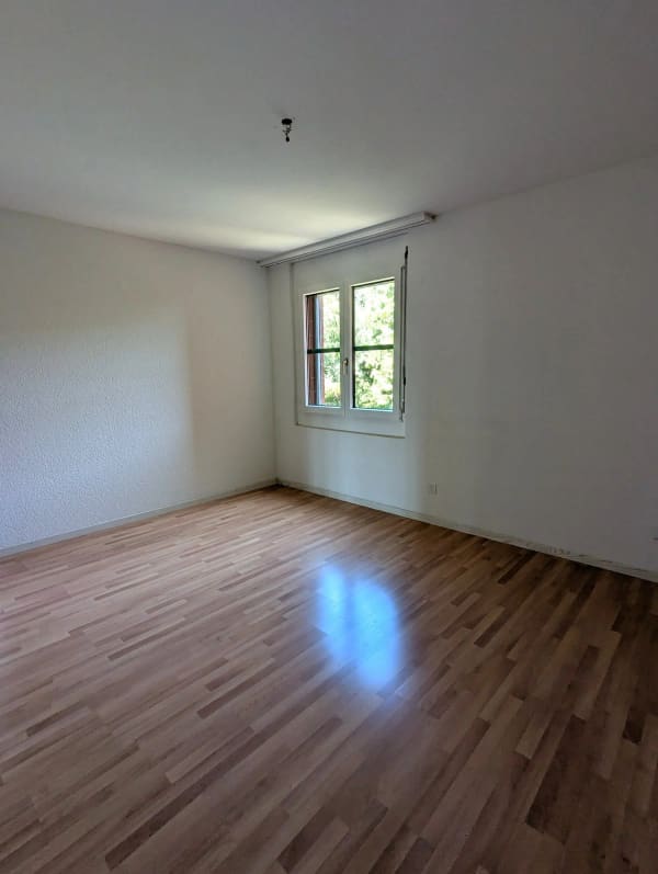 Immobilie in Ortschwaben - 4.5-Zimmerwohnung mit traumhafter Aussicht in Ortschwaben - Bild 6