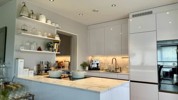 Immobilie in Dietfurt - Stilvolle 4.5-Zimmer-Attikawohnung, mit 74 mÂ² Panorama-Dachterrasse - Bild 1