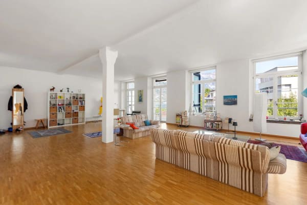 Immobilie in Murg - Grosse Loft-Wohnung am Walensee mit Blick auf die Churfirsten - Bild 1