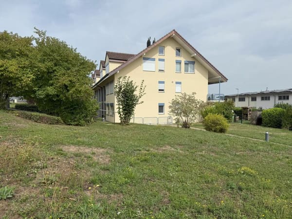 Immobilie in Hagneck - Attikawohnung mit viel Sonne und attraktiver Fernsicht - Bild 1
