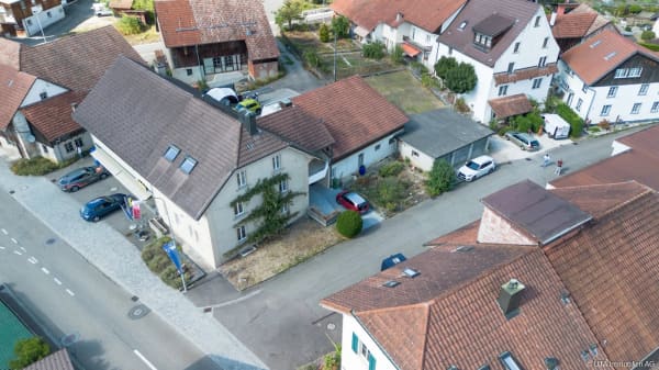 Immobilie in Wil Ag - Zweifamilienhaus mit Charme und vielseitigen NutzungsmÃ¶glichkeiten - Bild 0