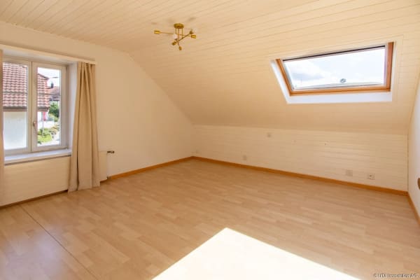 Immobilie in Wil Ag - Zweifamilienhaus mit Charme und vielseitigen NutzungsmÃ¶glichkeiten - Bild 8