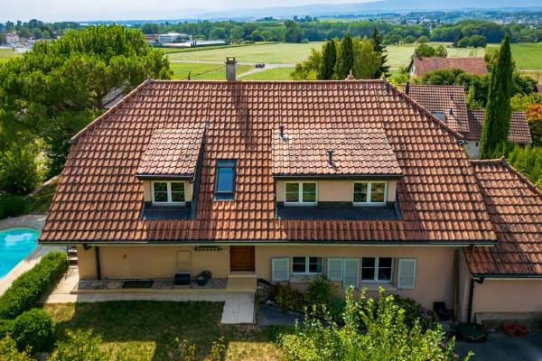 Immobilie in Ecublens Vd - Magnifique et spacieuse villa de 7.5 piÃ¨ces avec piscine - Bild 2