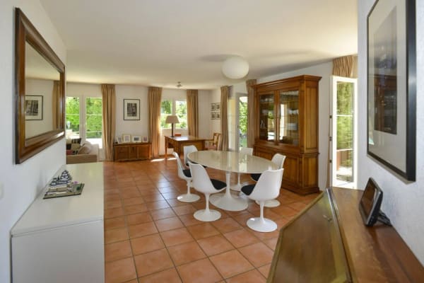 Immobilie in Ecublens Vd - Magnifique et spacieuse villa de 7.5 piÃ¨ces avec piscine - Bild 8