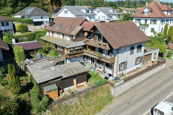 Immobilie in Aristau - Vollvermietete Renditeliegenschaft in Aristau - 3 Wohneinheiten, Fernsicht, 3.34 % IST-Rendite - Bild 0