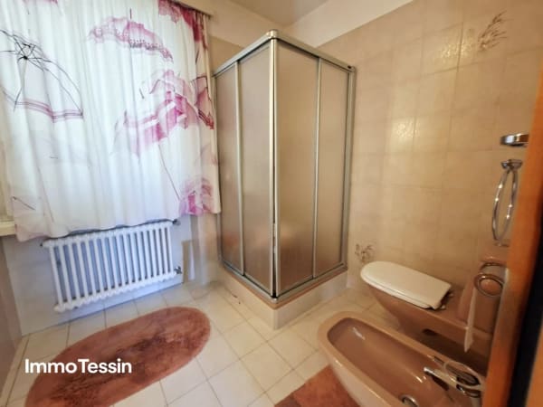 Immobilie in Brusino Arsizio - Attraktive Liegenschaft für Wohnen & Gewerbe unter einem Dach an super Lage am Lago di Lugano - Bild 12