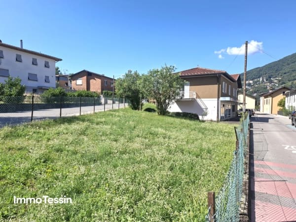 Immobilie in Brusino Arsizio - Attraktive Liegenschaft für Wohnen & Gewerbe unter einem Dach an super Lage am Lago di Lugano - Bild 5