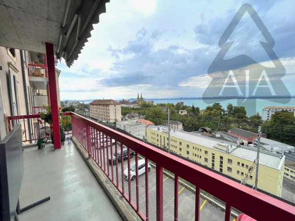 Immobilie in Neuchâtel - Neuchâtel, spacieux appartement de 3,5 pièces (109 m2) avec balcon et garage individuel - Bild 1