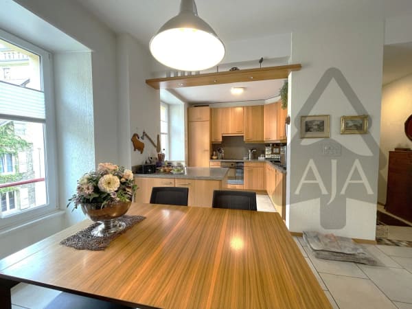Immobilie in Neuchâtel - Neuchâtel, spacieux appartement de 3,5 pièces (109 m2) avec balcon et garage individuel - Bild 4