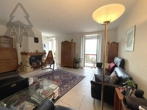 Immobilie in Neuchâtel - Neuchâtel, spacieux appartement de 3,5 pièces (109 m2) avec balcon et garage individuel - Bild 6