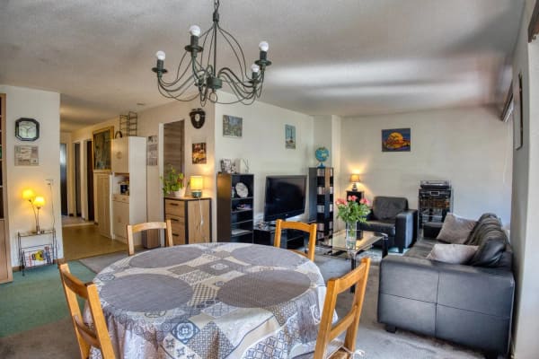 Immobilie in Château-d'oex - Sunny 4.5-room flat close to local amenities - Bild 1