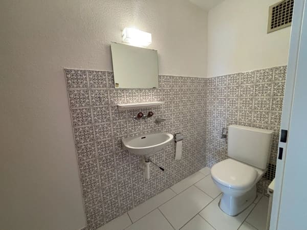Immobilie in Flumenthal - Charmante 4.5-Zimmer-Wohnung mit Balkon und Pool - Bild 8