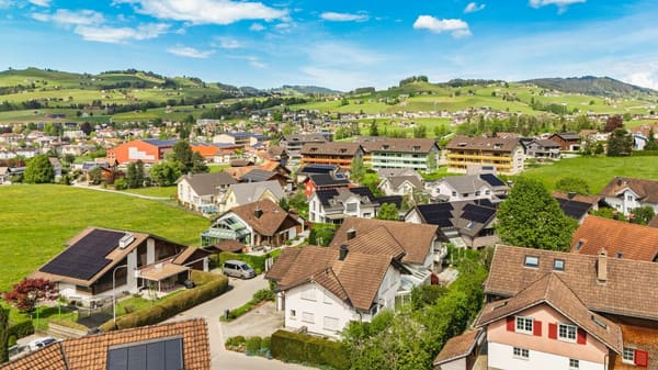 Immobilie in Appenzell - Grosses 6.5-Zimmer-Doppeleinfamilienhaus an bevorzugter Wohnlage - modernisiert und sofort bezugsbereit - Bild 11